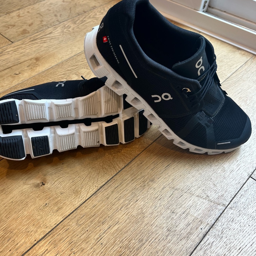 ON Running Black and White Sneakers with Cloud Cushioning. running.